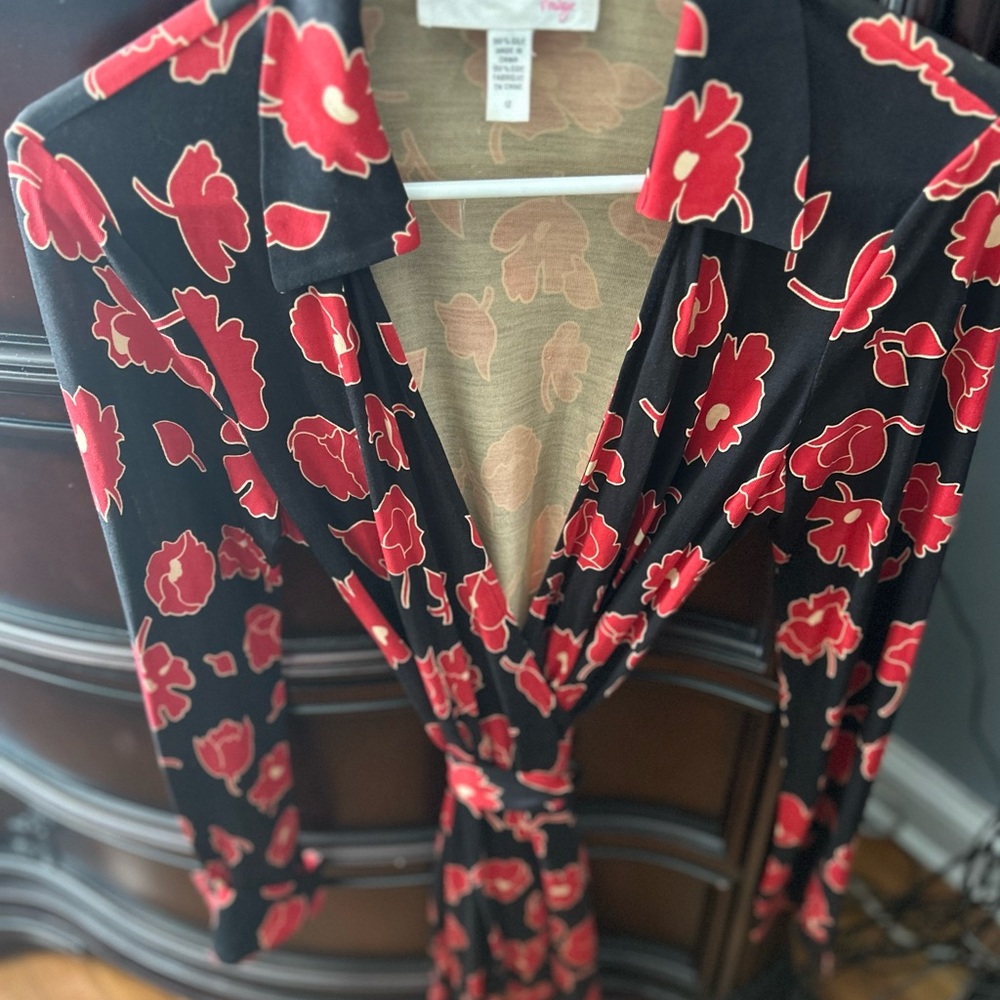 Vintage Diane Von Furstenberg Red Black Floral Wrap Dress